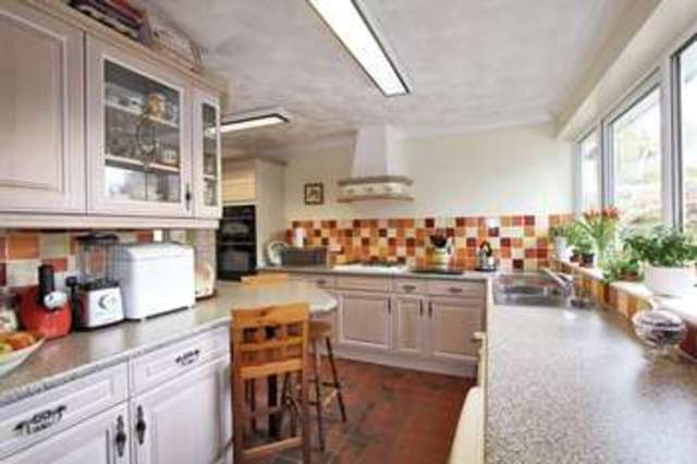  Image of 4 bedroom Detached house for sale in Vicarage Lane Copythorne Southampton SO40 at Vicarage Lane Copythorne Southampton, SO40 2PA