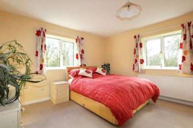  Image of 4 bedroom Detached house for sale in Vicarage Lane Copythorne Southampton SO40 at Vicarage Lane Copythorne Southampton, SO40 2PA