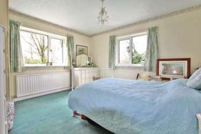  Image of 4 bedroom Detached house for sale in Vicarage Lane Copythorne Southampton SO40 at Vicarage Lane Copythorne Southampton, SO40 2PA