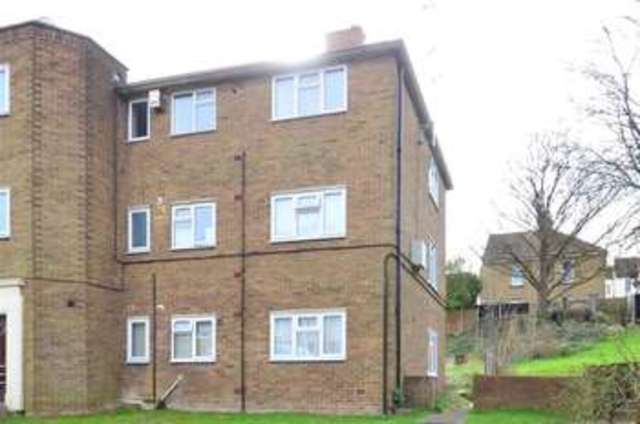  Image of 2 bedroom Flat for sale in Cordelia Crescent Rochester ME1 at Rochester Kent Rochester, ME1 3JB