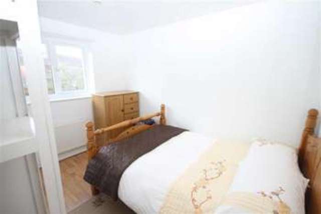  Image of 3 bedroom Property for sale in Corral Close Nine Elms Swindon SN5 at Corral Close Nine Elms Nine Elms, SN5 5UX
