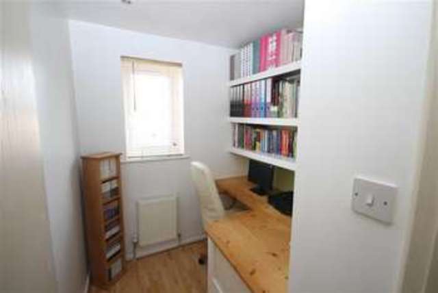 Image of 3 bedroom Property for sale in Corral Close Nine Elms Swindon SN5 at Corral Close Nine Elms Nine Elms, SN5 5UX