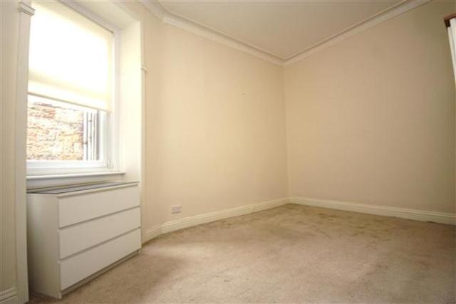  Image of 2 bedroom Flat to rent in Craigmillar Road Glasgow G42 at Battlefield Glasgow Glasgow, G42 9JZ