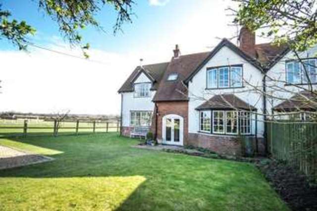  Image of 4 bedroom Semi-Detached house for sale in Moulsford Moulsford Wallingford OX10 at Moulsford Wallingford, OX10 9HR