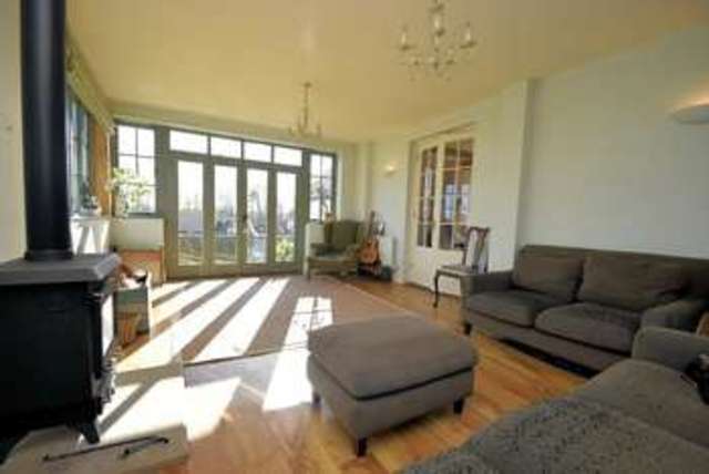  Image of 4 bedroom Semi-Detached house for sale in Moulsford Moulsford Wallingford OX10 at Moulsford Wallingford, OX10 9HR