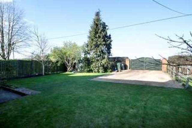  Image of 4 bedroom Semi-Detached house for sale in Moulsford Moulsford Wallingford OX10 at Moulsford Wallingford, OX10 9HR
