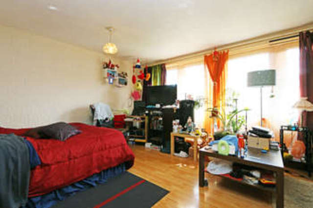  Image of 2 bedroom Flat for sale in Creswick Walk London E3 at Bow, E3 2AQ