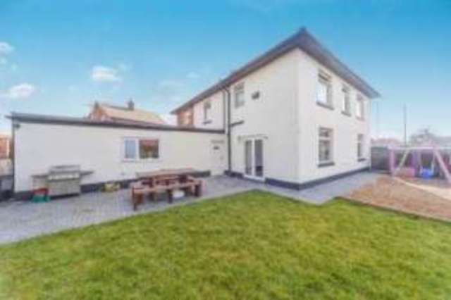  Image of 4 bedroom Semi-Detached house for sale in Crow Lane West Newton-Le-Willows WA12 at Newton-Le-Willows Merseyside Earlestown, WA12 9YT
