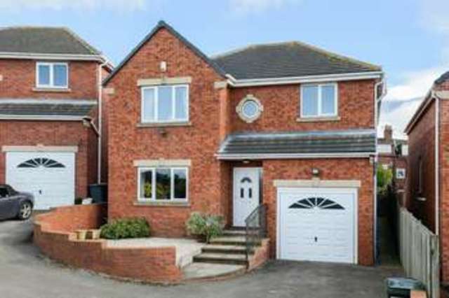  Image of 5 bedroom Detached house for sale in Crown Well Hill Ardsley Barnsley S71 at Crown Well Hill Ardsley Barnsley, S71 5BA