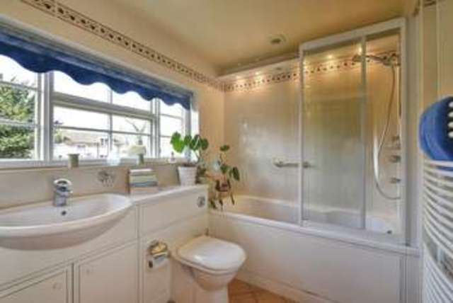  Image of 4 bedroom Detached house for sale in Forest Road Oxton Southwell NG25 at Forest Road Oxton Southwell, NG25 0SZ