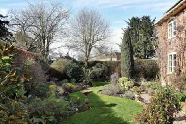  Image of 4 bedroom Detached house for sale in Forest Road Oxton Southwell NG25 at Forest Road Oxton Southwell, NG25 0SZ