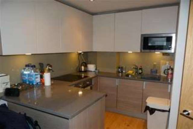  Image of Flat to rent in Heritage Avenue London NW9 at London, NW9 5WT