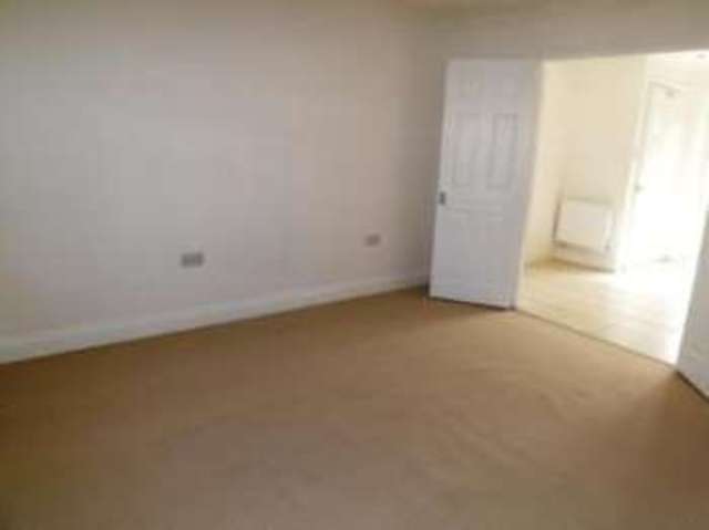  Image of 3 bedroom End of Terrace for sale in Eastfield Road Dagenham RM10 at Dagenham  Dagenham, RM10 8PU