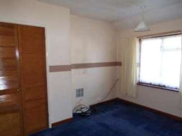  Image of 3 bedroom Terraced house for sale in Fitzstephen Road Becontree Dagenham RM8 at Dagenham  Becontree Heath, RM8 2YB
