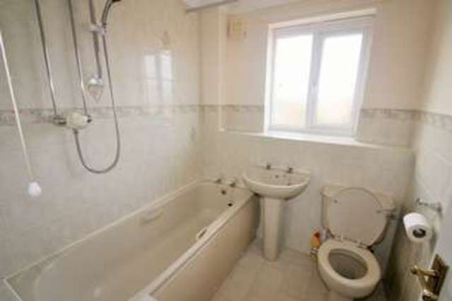  Image of 3 bedroom Detached house for sale in Daisy Close Coalville LE67 at Daisy Close  Coalville, LE67 4AZ