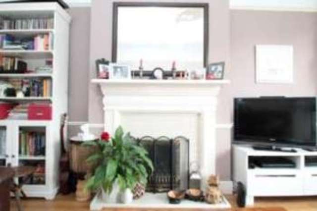  Image of 2 bedroom Flat for sale in Dale Road Purley CR8 at Purley  Purley, CR8 2ED