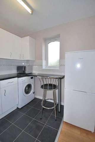  Image of 1 bedroom Flat to rent in Dawes Close Coventry CV2 at Dawes Close  Coventry, CV2 4LL