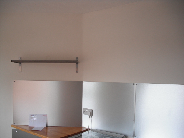  Image of 2 bedroom Flat to rent in Dawlish Avenue Shirley Southampton SO15 at Upper Shirley  Southampton, SO15 5HQ