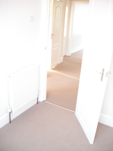  Image of 2 bedroom Flat to rent in Dawlish Avenue Shirley Southampton SO15 at Upper Shirley  Southampton, SO15 5HQ