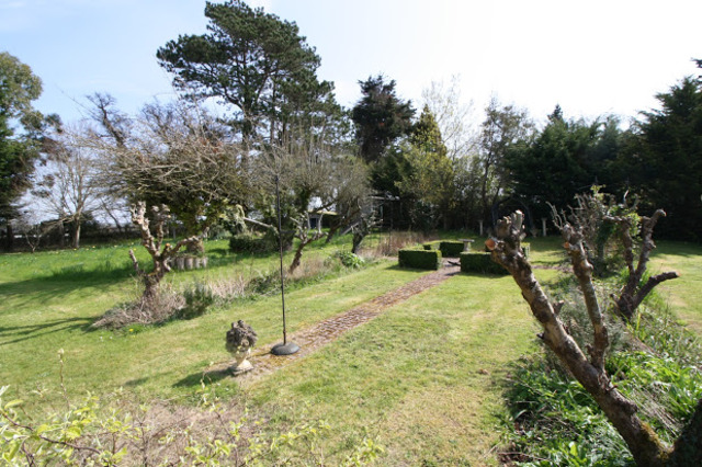  Image of 5 bedroom Property to rent in Dawlish Road Alphington Exeter EX2 at Dawlish Road  Exeter, EX2 8XW