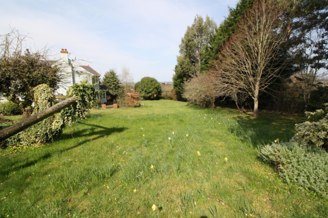  Image of 5 bedroom Property to rent in Dawlish Road Alphington Exeter EX2 at Dawlish Road  Exeter, EX2 8XW