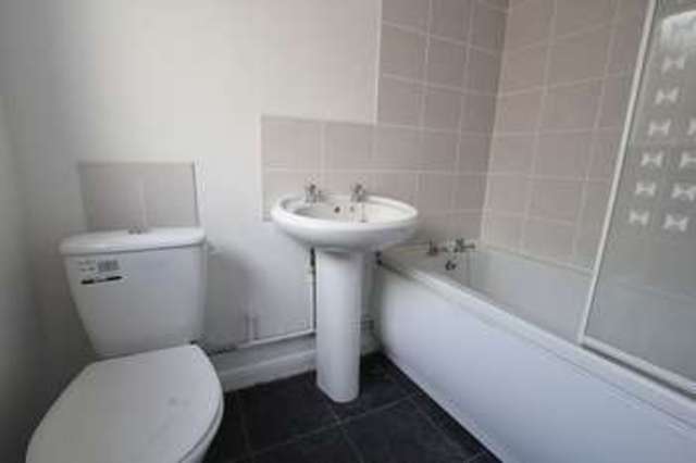  Image of 2 bedroom Property for sale in De Grey Street Hull HU5 at De Grey Street  Hull, HU5 2RY