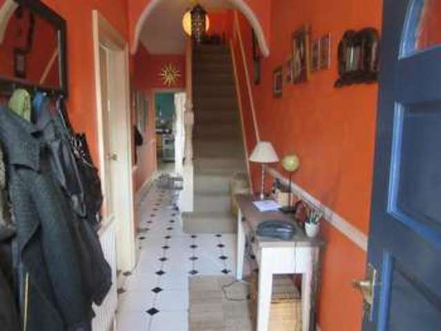  Image of 4 bedroom Property for sale in Derbyshire Lane Hucknall Nottingham NG15 at Derbyshire Lane Nottingham Nottingham, NG15 7GE
