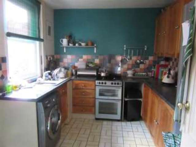  Image of 4 bedroom Property for sale in Derbyshire Lane Hucknall Nottingham NG15 at Derbyshire Lane Nottingham Nottingham, NG15 7GE