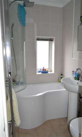  Image of 3 bedroom Property to rent in Desmond Avenue Hornsea HU18 at Desmond Avenue Hornsea Hornsea, HU18 1AF