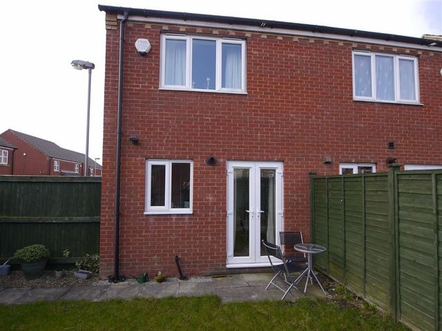  Image of 2 bedroom Property for sale in Dewfield Close Bierley Bradford BD4 at Dewfield Close Bradford Bradford, BD4 6BT