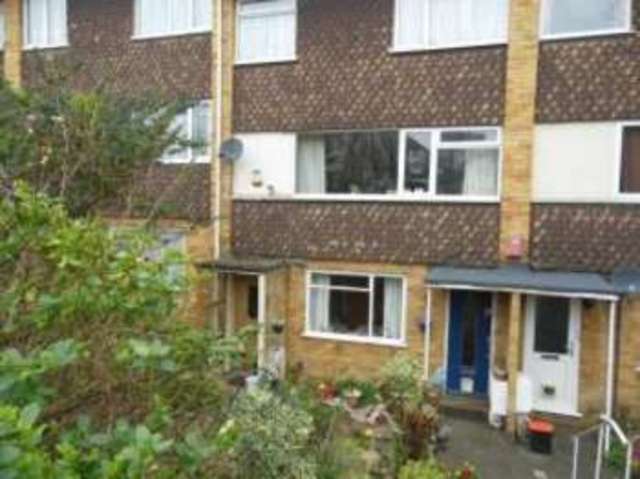  Image of 2 bedroom Maisonette for sale in Dixon Close Maidstone ME15 at Maidstone Kent Maidstone, ME15 6SS