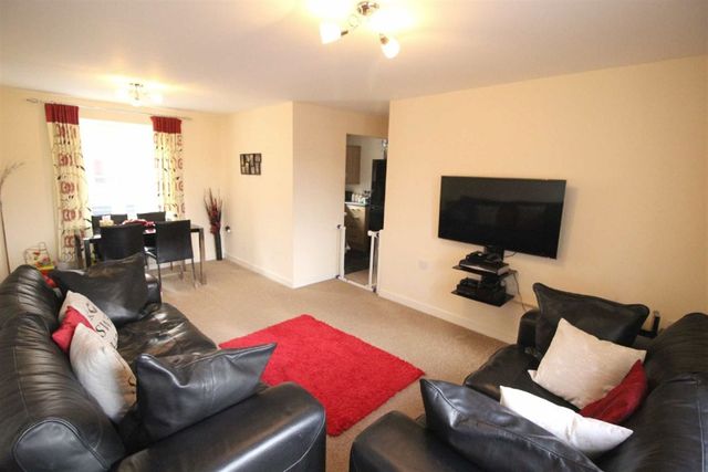  Image of 2 bedroom Property for sale in Dixon Close Redditch B97 at Redditch Worcestershire Redditch, B97 6AJ