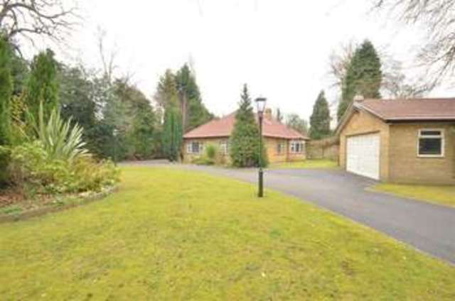  Image of 3 bedroom Bungalow for sale in Doctors Lane Chaldon Caterham CR3 at Chaldon Caterham Chaldon, CR3 5AE