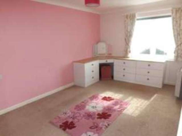  Image of 1 bedroom Retirement Property for sale in Dove Gardens Park Gate Southampton SO31 at Dove Gardens Southampton Park Gate, SO31 7FP