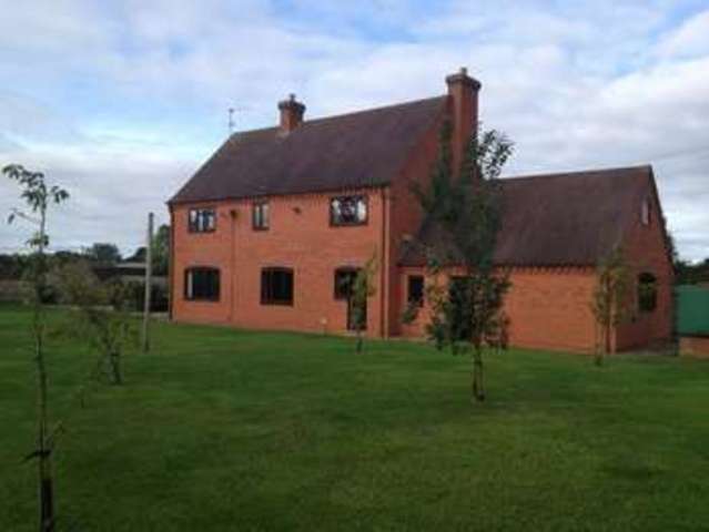 Image of 4 bedroom Detached house to rent in Droitwich Road Bradley Green Redditch B96 at Droitwich Road Bradley Green Redditch, B96 6QU