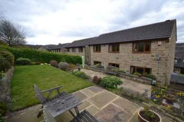  Image of 4 bedroom Detached house for sale in Dukewood Road Clayton West Huddersfield HD8 at Clayton West Huddersfield West Yorkshire, HD8 9HF