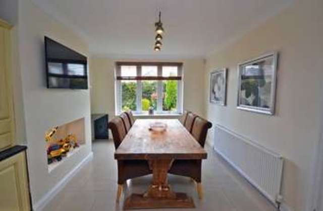  Image of 4 bedroom Detached house for sale in Durkar Lane Durkar Wakefield WF4 at Durkar Wakefield West Yorkshire, WF4 3AF