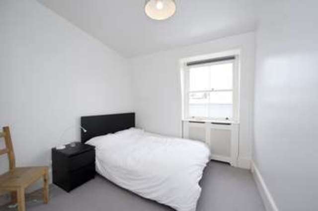  Image of 2 bedroom Flat to rent in Eardley Crescent London SW5 at Eardley Crescent  London, SW5 9JS