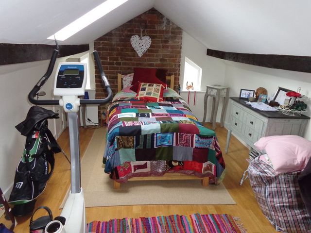  Image of 4 bedroom Flat for sale in Seaview Avenue East Preston Littlehampton BN16 at 4 Seaview Avenue East Preston Kingston, BN16 1PP