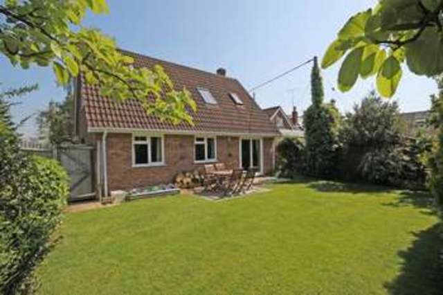  Image of 4 bedroom Property for sale in Woodland Close East Wellow Romsey SO51 at Woodland Close East Wellow Romsey, SO51 6BQ