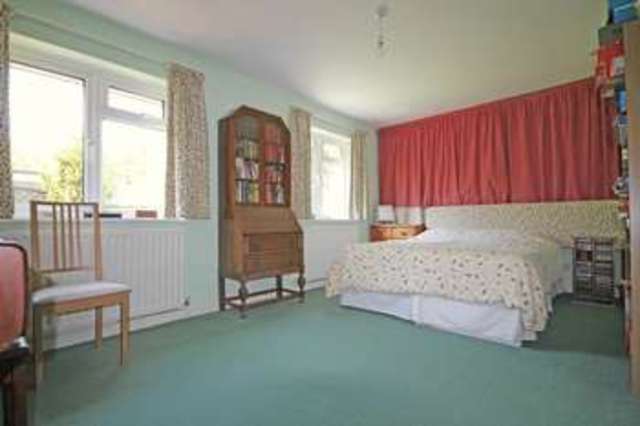  Image of 4 bedroom Property for sale in Woodland Close East Wellow Romsey SO51 at Woodland Close East Wellow Romsey, SO51 6BQ