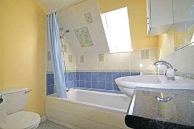  Image of 4 bedroom Property for sale in Woodland Close East Wellow Romsey SO51 at Woodland Close East Wellow Romsey, SO51 6BQ