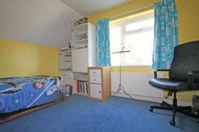  Image of 4 bedroom Property for sale in Woodland Close East Wellow Romsey SO51 at Woodland Close East Wellow Romsey, SO51 6BQ