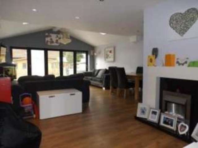  Image of 4 bedroom Detached house for sale in Bowman Avenue Eastwood Leigh-on-Sea SS9 at Eastwood Essex Eastwood, SS9 5EP