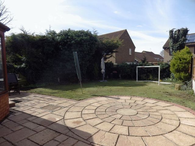  Image of 3 bedroom Detached house for sale in Lottings Way Eaton Ford St. Neots PE19 at Lottings Way Eaton Ford St. Neots, PE19 7QX