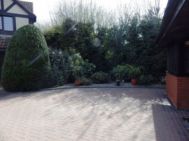  Image of 3 bedroom Detached house for sale in Lottings Way Eaton Ford St. Neots PE19 at Lottings Way Eaton Ford St. Neots, PE19 7QX