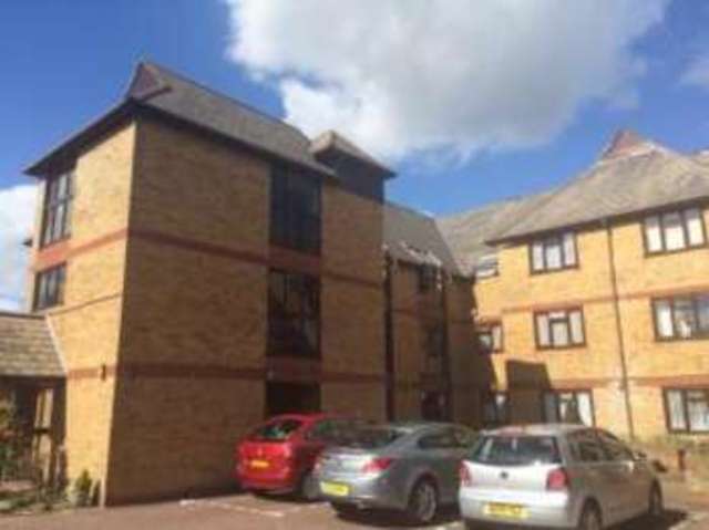 Image of 1 bedroom Retirement Property for sale in Canterbury Road Sittingbourne ME10 at Canterbury Road Sittingbourne Murston, ME10 4SN