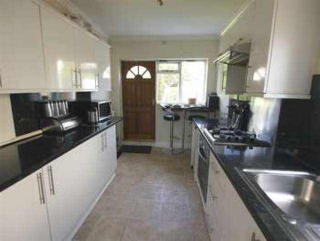  Image of 3 bedroom Property for sale in Ederoyd Crescent Stanningley Pudsey LS28 at Ederoyd Crescent Leeds Leeds, LS28 7QU