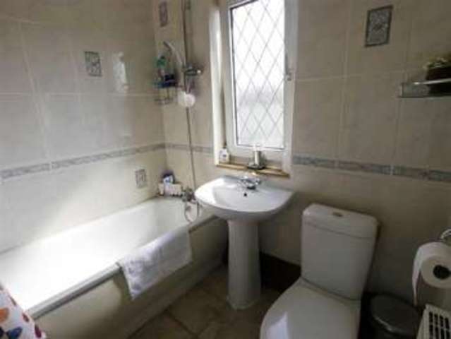  Image of 3 bedroom Property for sale in Ederoyd Crescent Stanningley Pudsey LS28 at Ederoyd Crescent Leeds Leeds, LS28 7QU