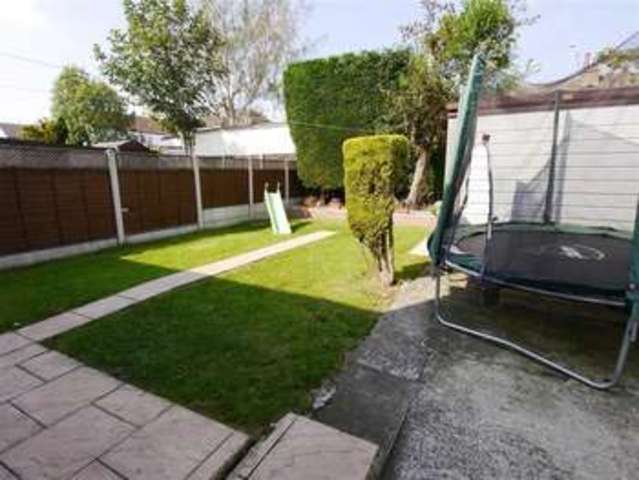  Image of 3 bedroom Property for sale in Ederoyd Crescent Stanningley Pudsey LS28 at Ederoyd Crescent Leeds Leeds, LS28 7QU